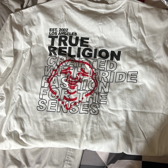 2 true religion shirts - Picture 6 of 6